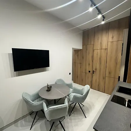 Apartamento Leogrand On Rymlyanyna 6 *